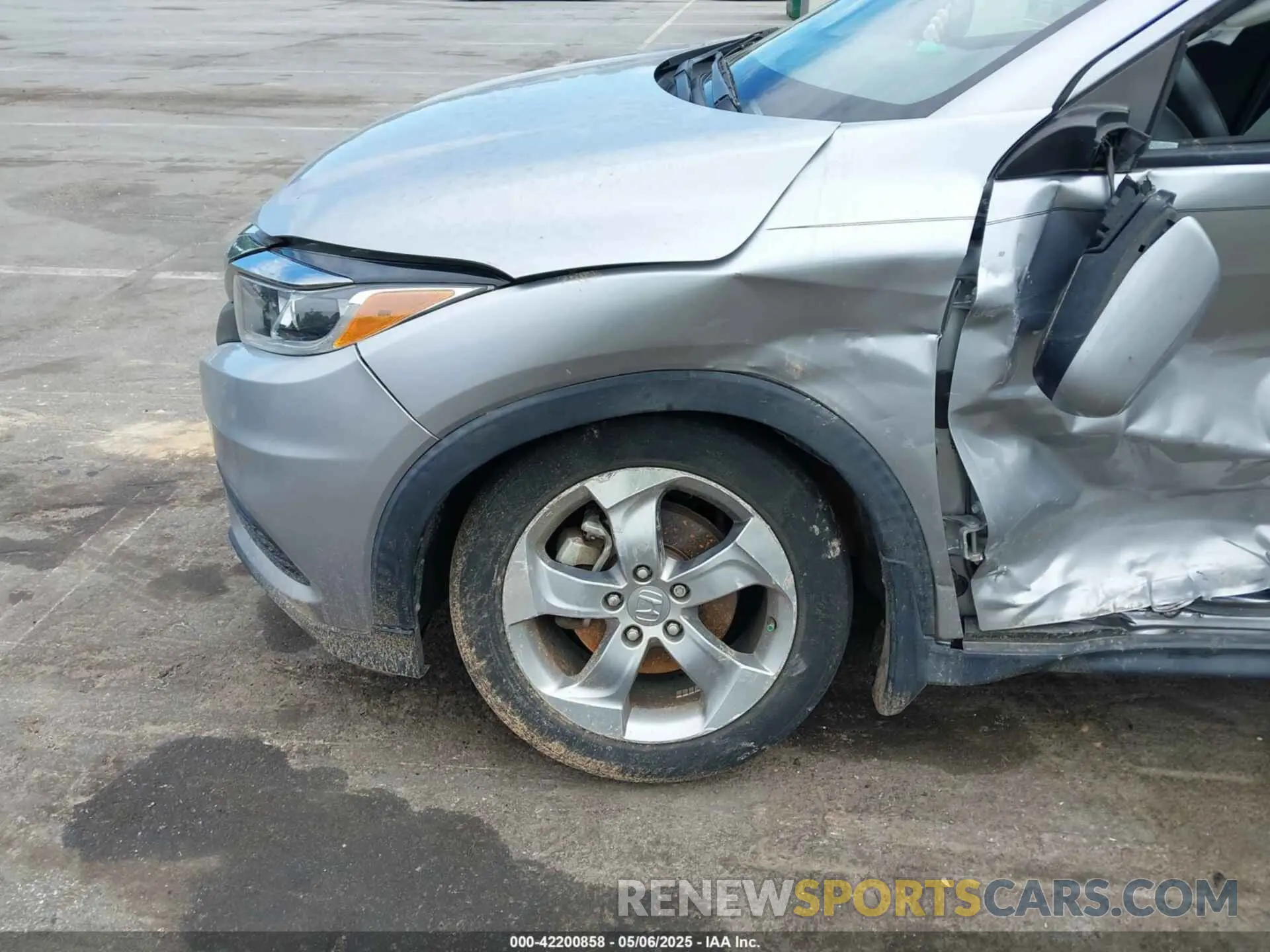 12 fotografías del automóvil dañado 3CZRU5H34KG712351 HONDA HR-V 2019