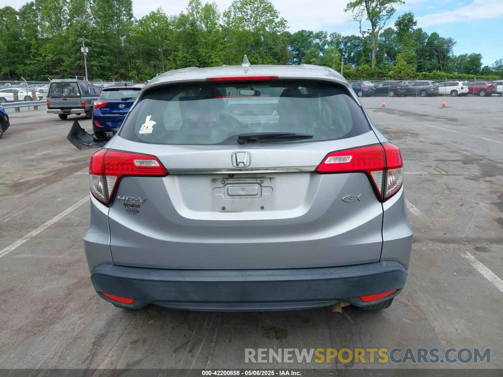 17 fotografías del automóvil dañado 3CZRU5H34KG712351 HONDA HR-V 2019