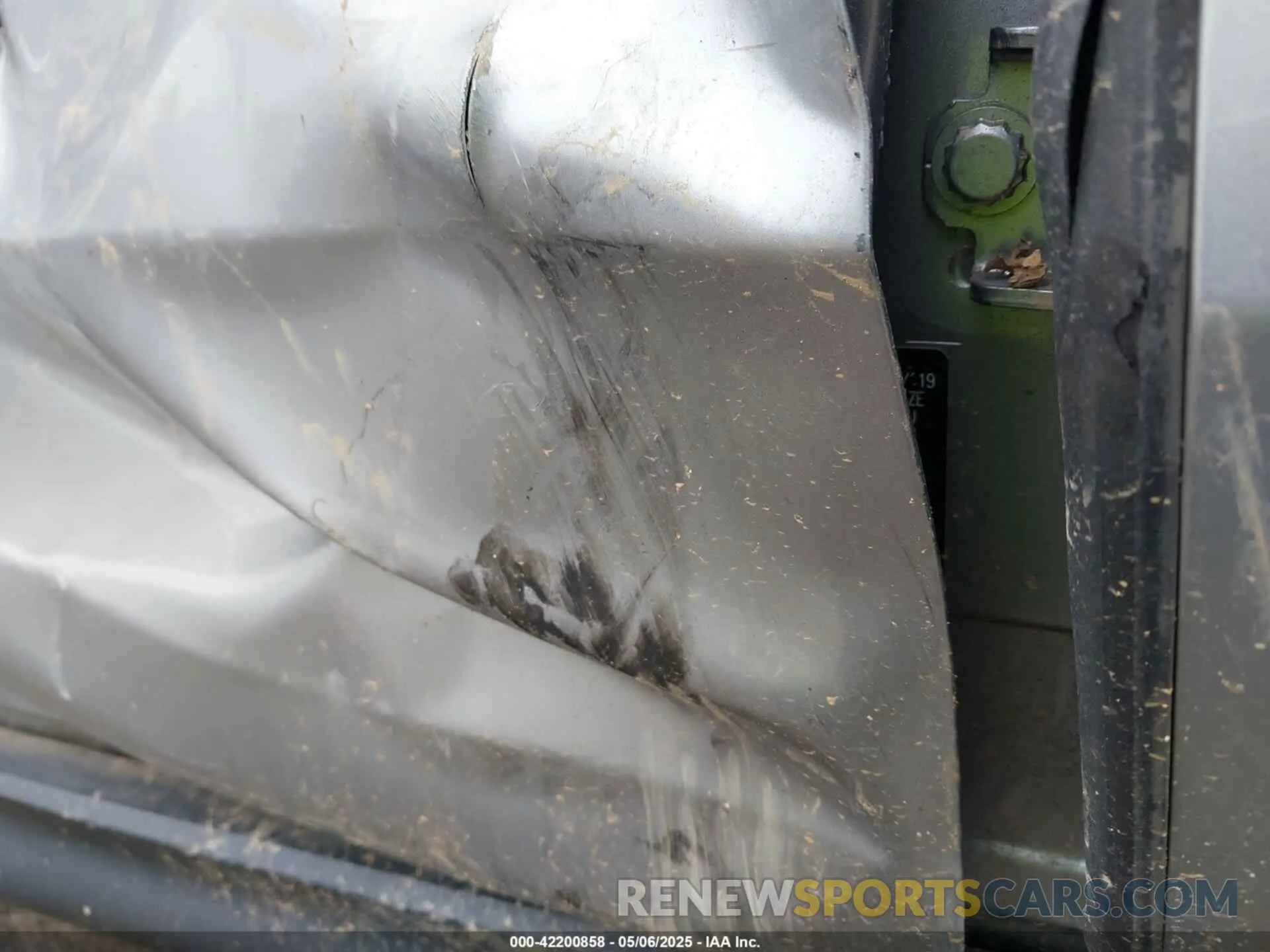 9 fotografías del automóvil dañado 3CZRU5H34KG712351 HONDA HR-V 2019