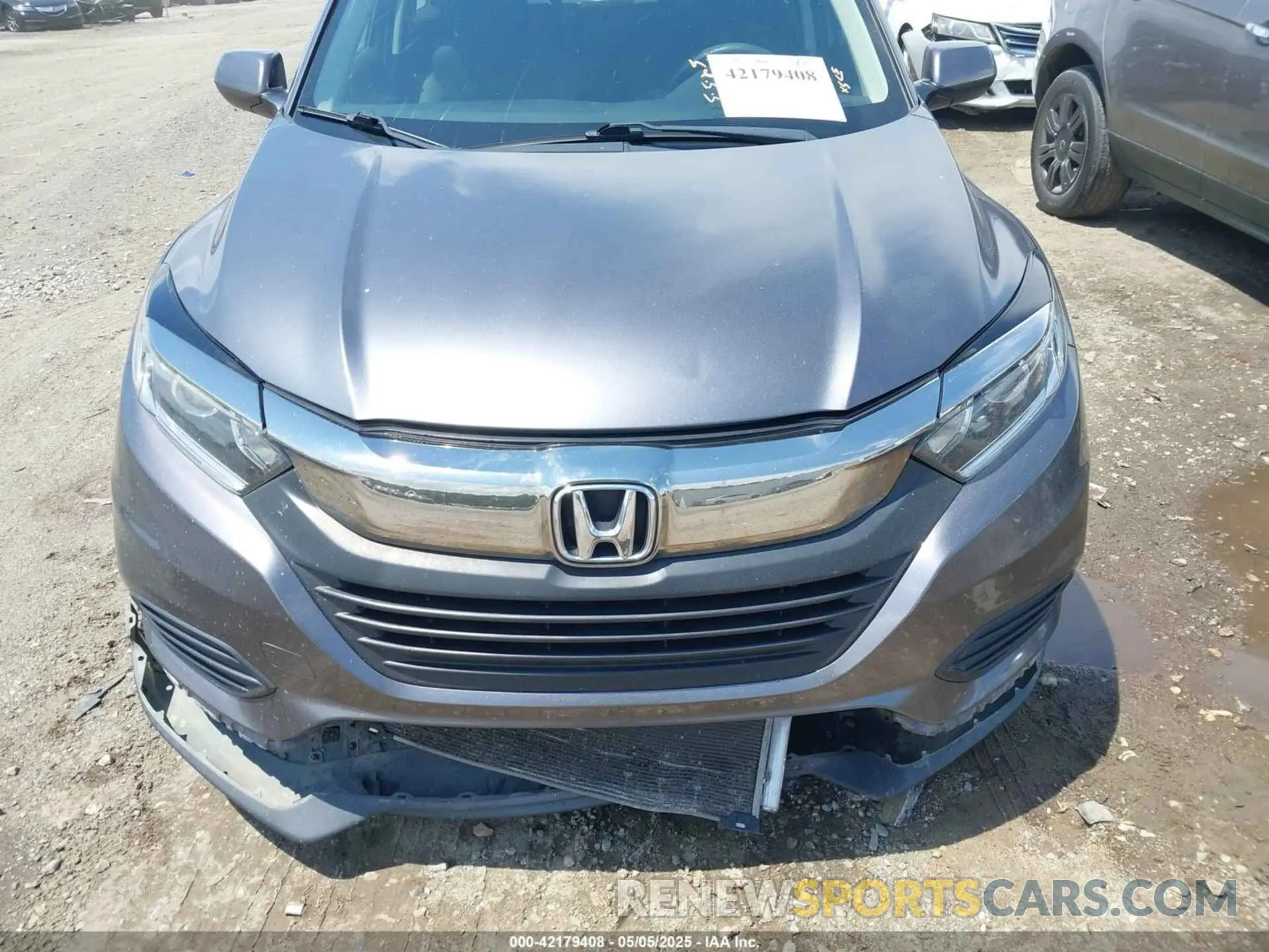12 fotografías del automóvil dañado 3CZRU5H35KM720010 HONDA HR-V 2019