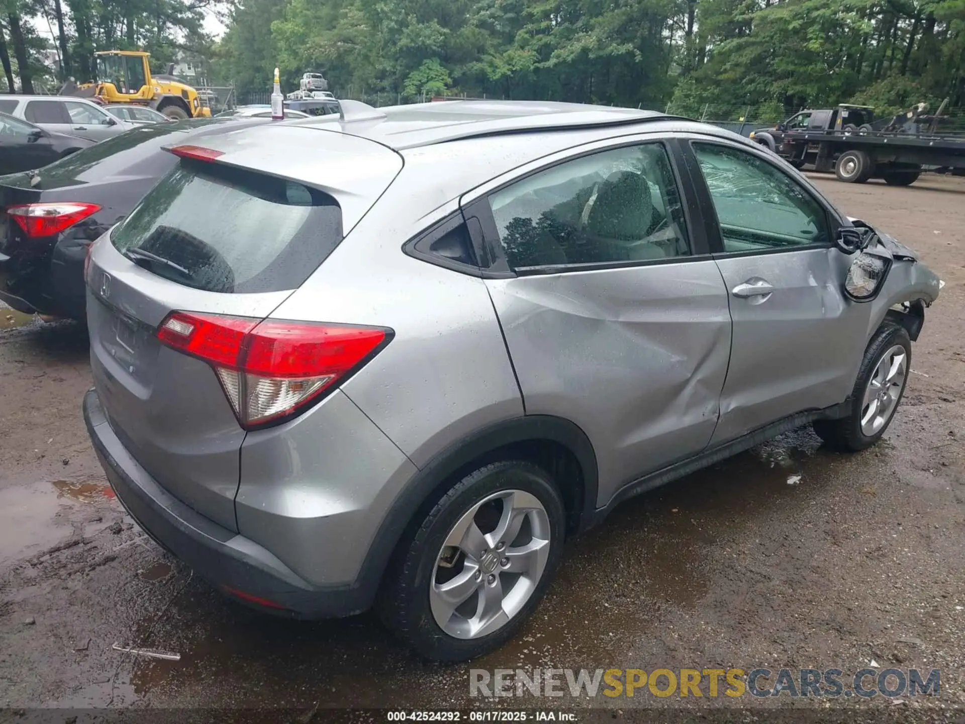 4 fotografías del automóvil dañado 3CZRU5H37KG703482 HONDA HR-V 2019