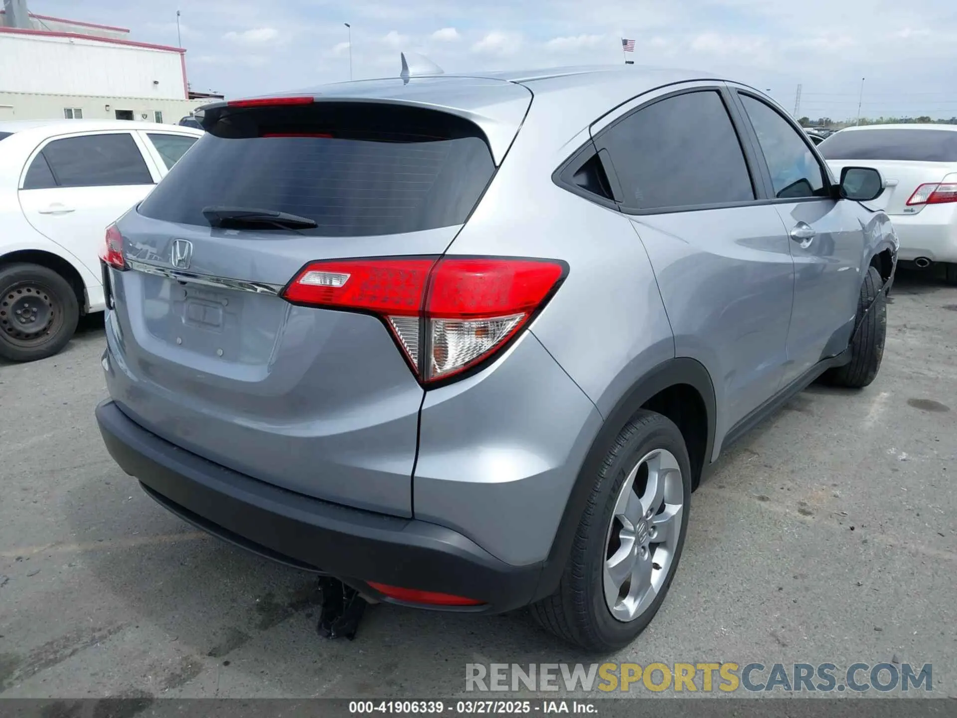 4 fotografías del automóvil dañado 3CZRU5H37KG710447 HONDA HR-V 2019