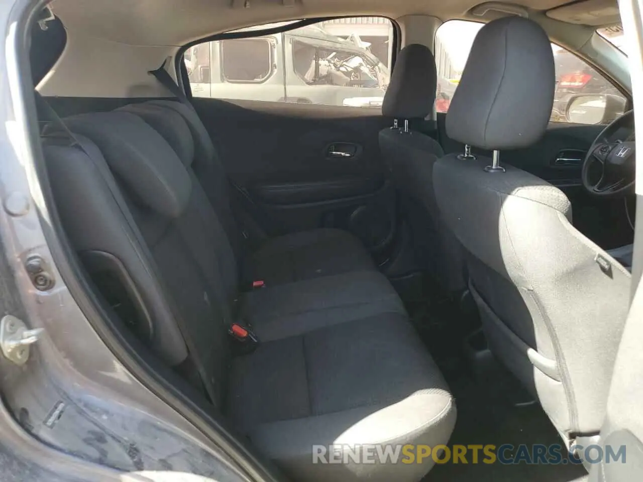 11 fotografías del automóvil dañado 3CZRU5H37KM720459 HONDA HR-V 2019