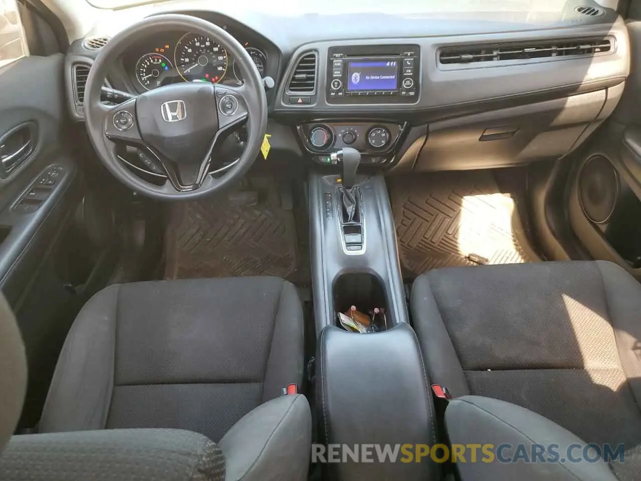 8 fotografías del automóvil dañado 3CZRU5H37KM720459 HONDA HR-V 2019