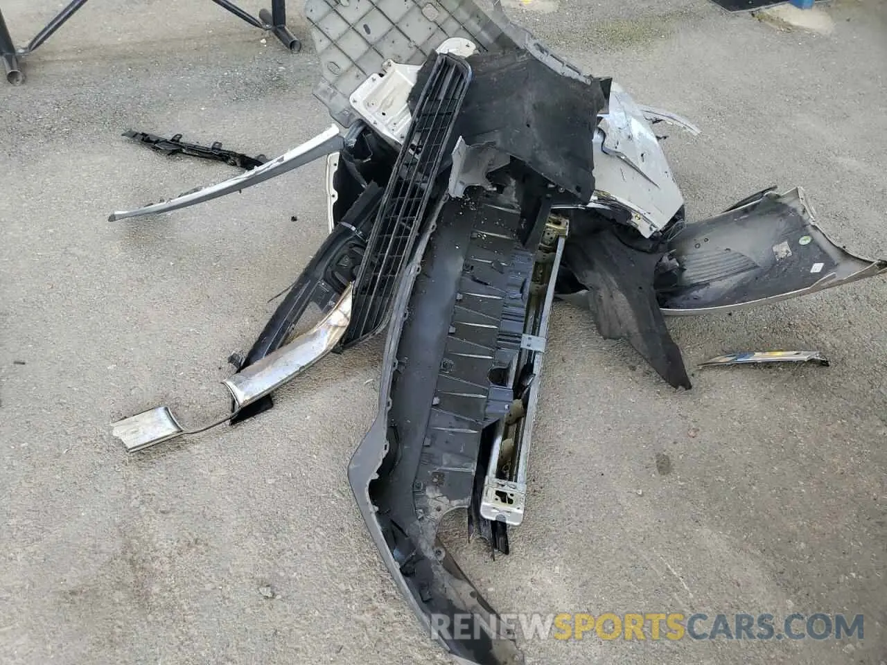 14 fotografías del automóvil dañado 3CZRU5H38KG714457 HONDA HR-V 2019