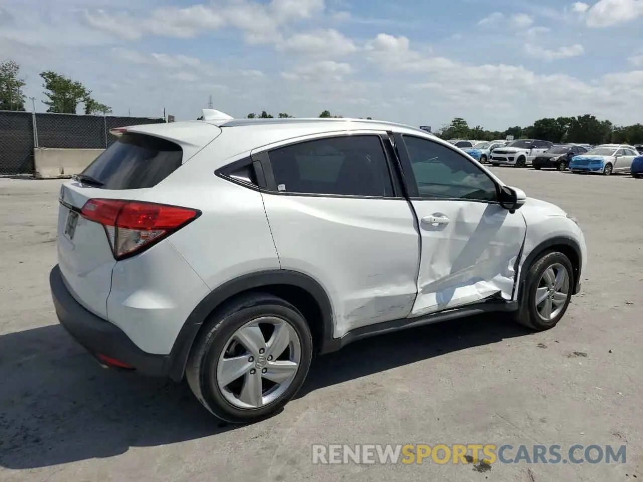 3 fotografías del automóvil dañado 3CZRU5H50KM705092 HONDA HR-V 2019