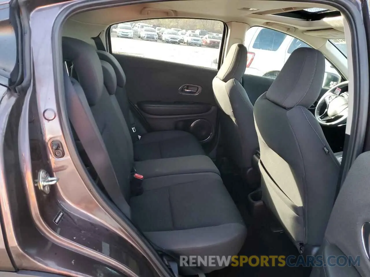 11 fotografías del automóvil dañado 3CZRU5H51KM716845 HONDA HR-V 2019