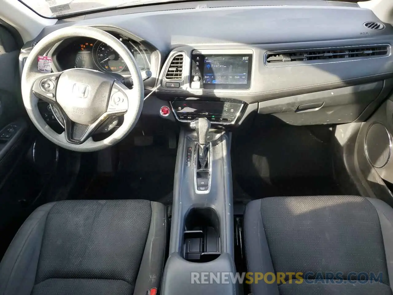 8 fotografías del automóvil dañado 3CZRU5H51KM716845 HONDA HR-V 2019
