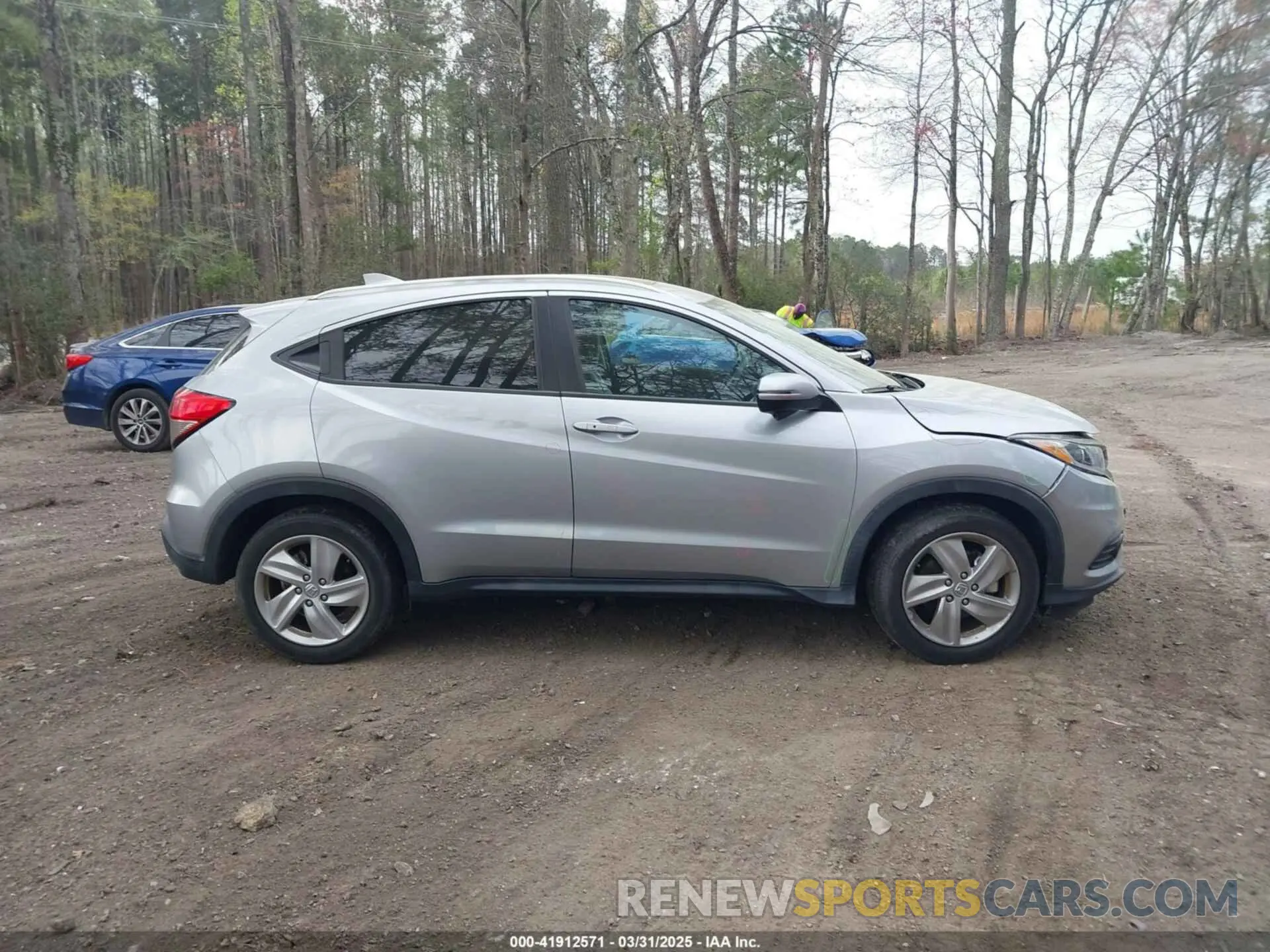 13 fotografías del automóvil dañado 3CZRU5H51KM723262 HONDA HR-V 2019