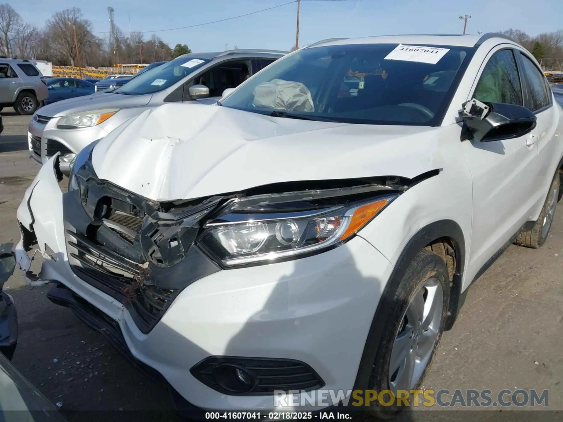 12 fotografías del automóvil dañado 3CZRU5H51KM726033 HONDA HR-V 2019