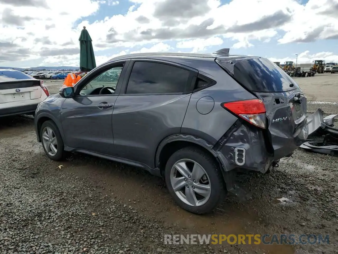 2 fotografías del automóvil dañado 3CZRU5H51KM729515 HONDA HR-V 2019