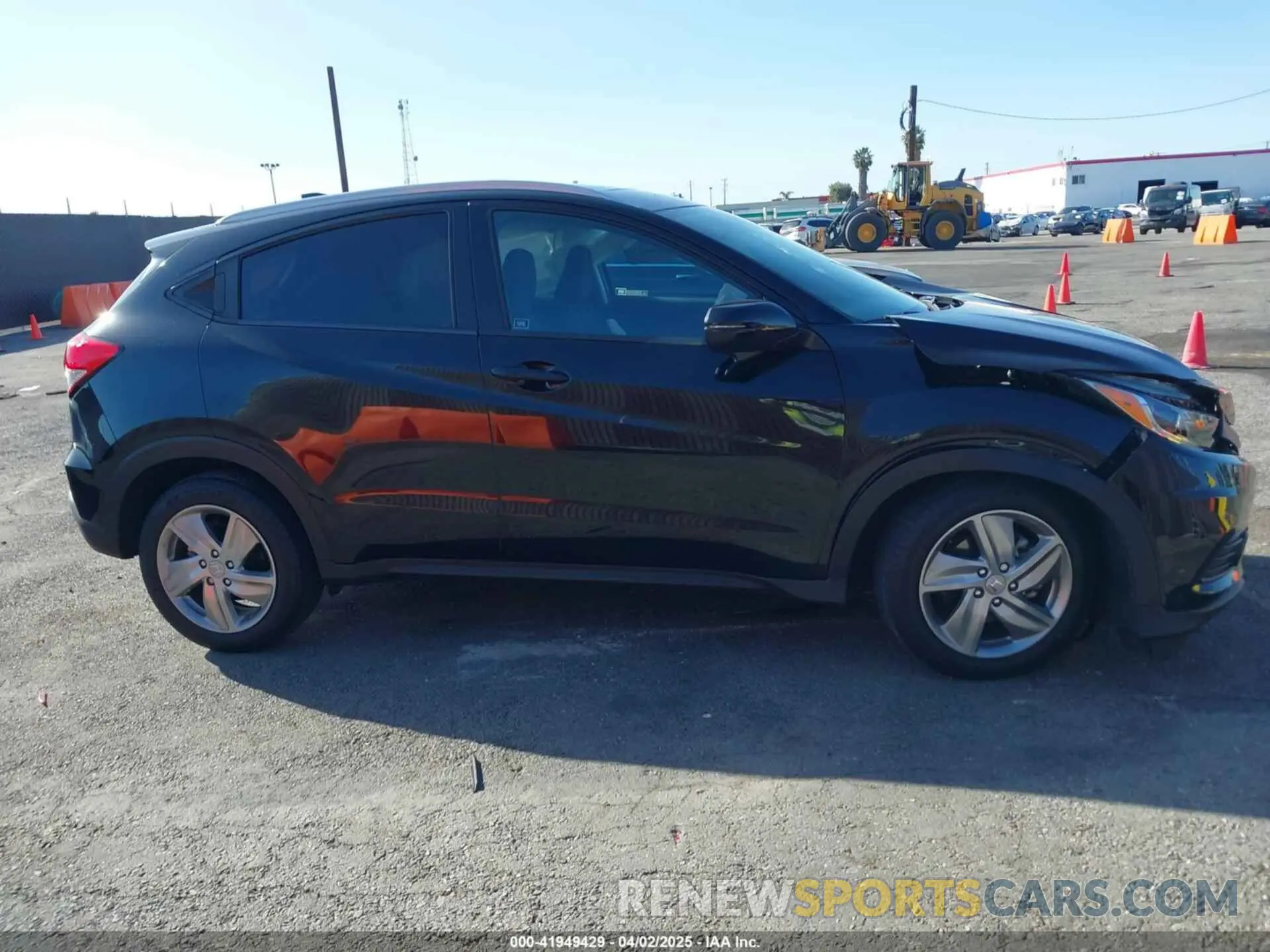 13 fotografías del automóvil dañado 3CZRU5H52KM717938 HONDA HR-V 2019