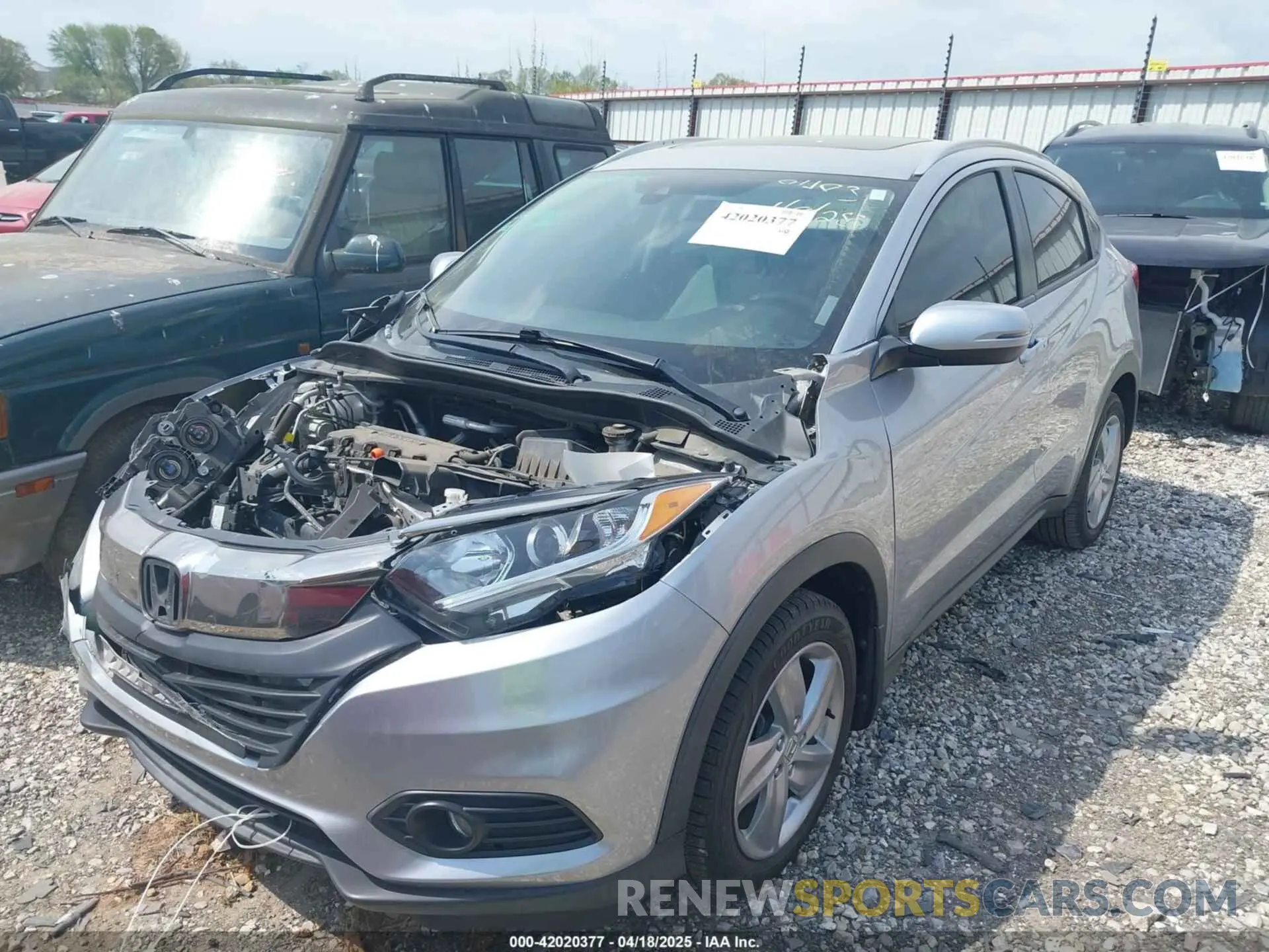 2 fotografías del automóvil dañado 3CZRU5H53KM718483 HONDA HR-V 2019
