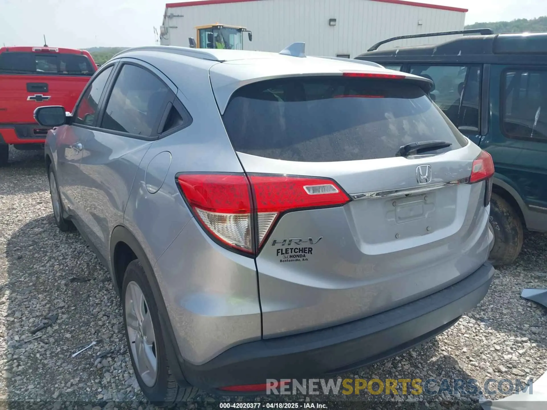3 fotografías del automóvil dañado 3CZRU5H53KM718483 HONDA HR-V 2019