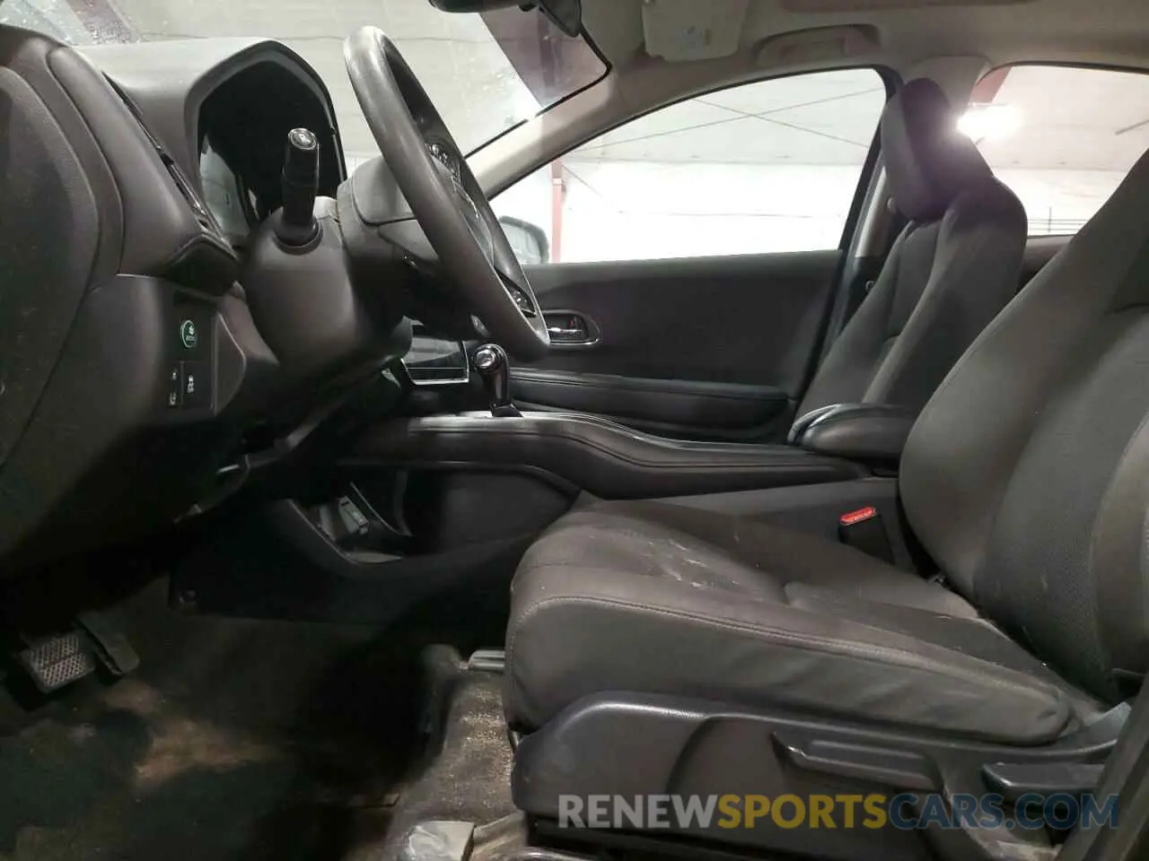 7 fotografías del automóvil dañado 3CZRU5H53KM724722 HONDA HR-V 2019