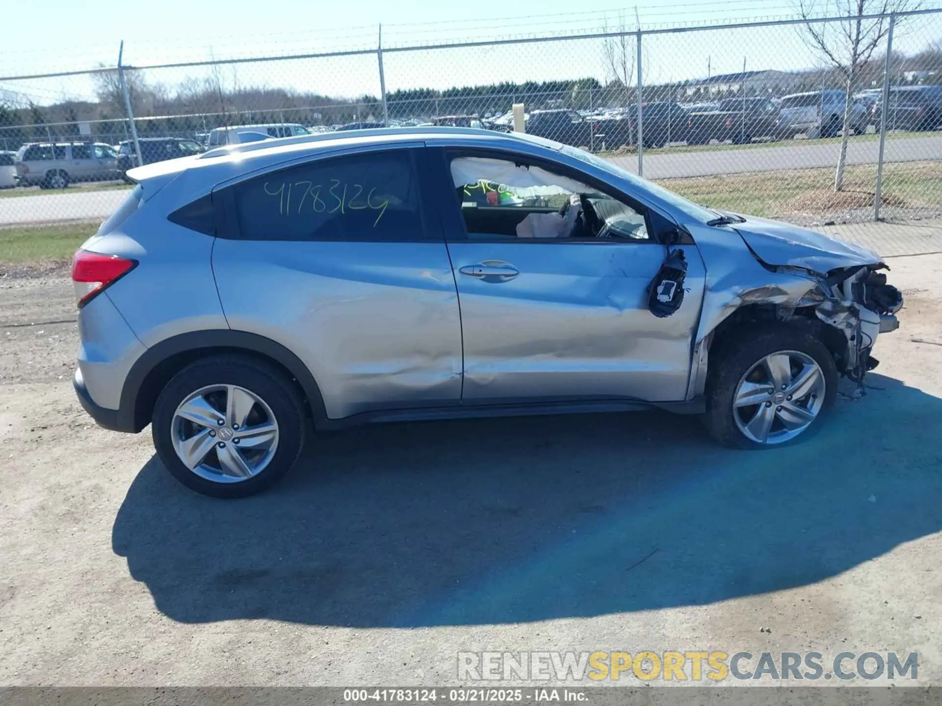 13 fotografías del automóvil dañado 3CZRU5H54KM728584 HONDA HR-V 2019