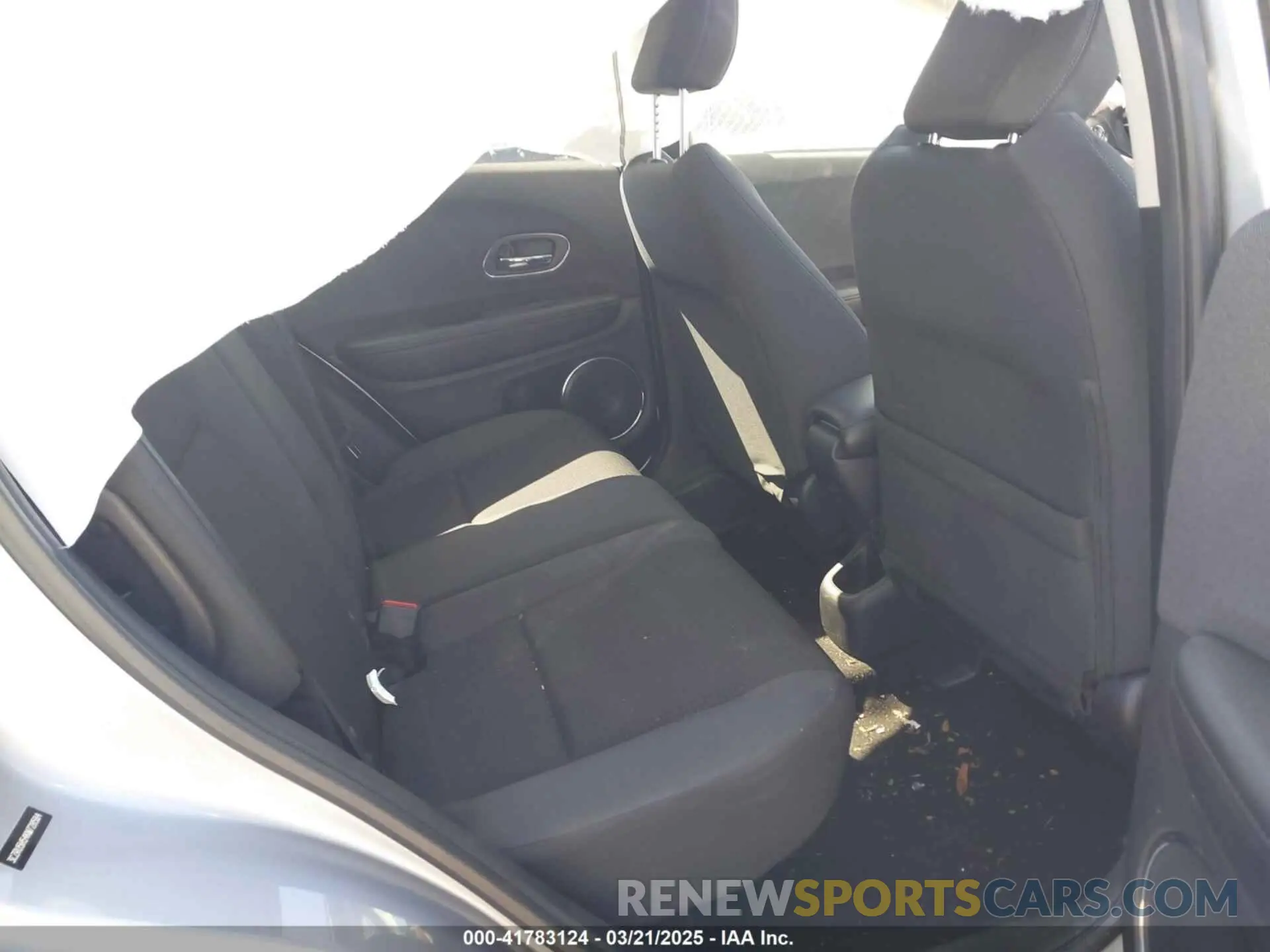 8 fotografías del automóvil dañado 3CZRU5H54KM728584 HONDA HR-V 2019