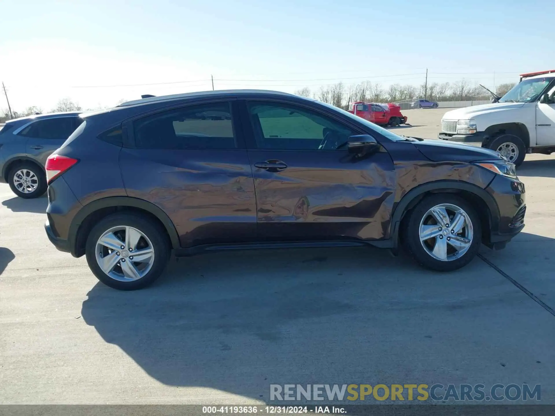 13 fotografías del automóvil dañado 3CZRU5H55KM704942 HONDA HR-V 2019