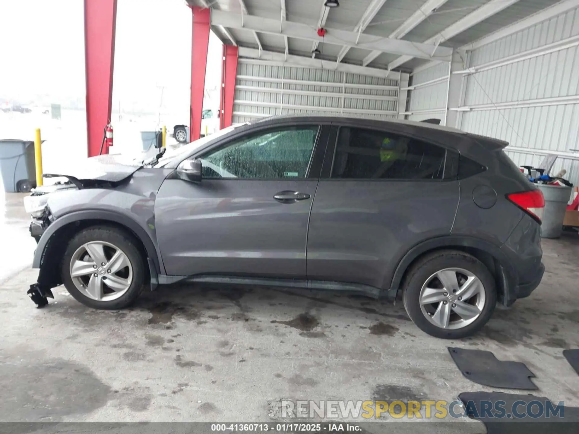 15 fotografías del automóvil dañado 3CZRU5H55KM720395 HONDA HR-V 2019