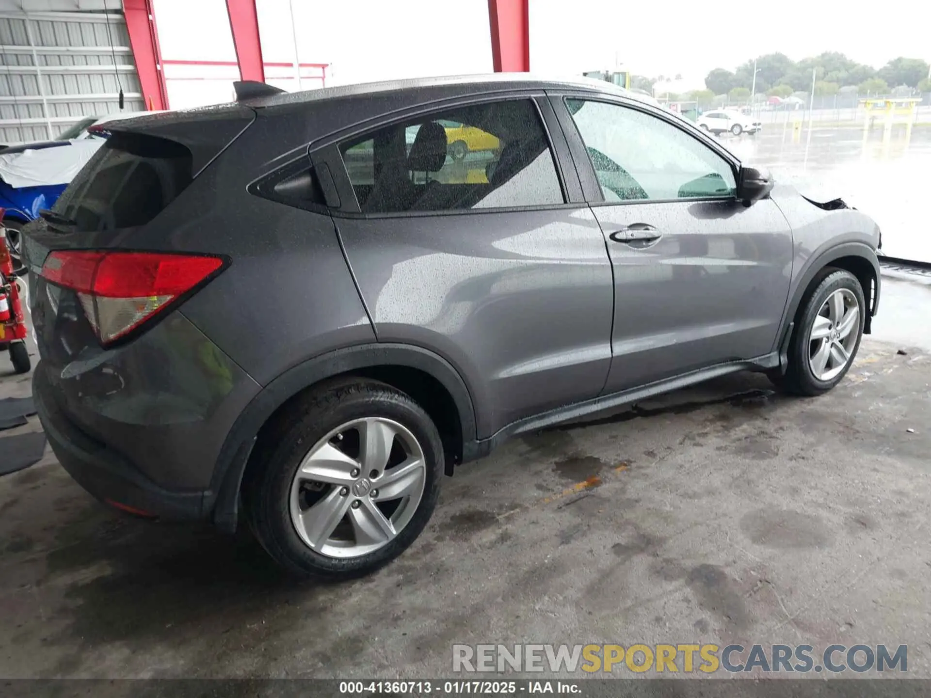4 fotografías del automóvil dañado 3CZRU5H55KM720395 HONDA HR-V 2019