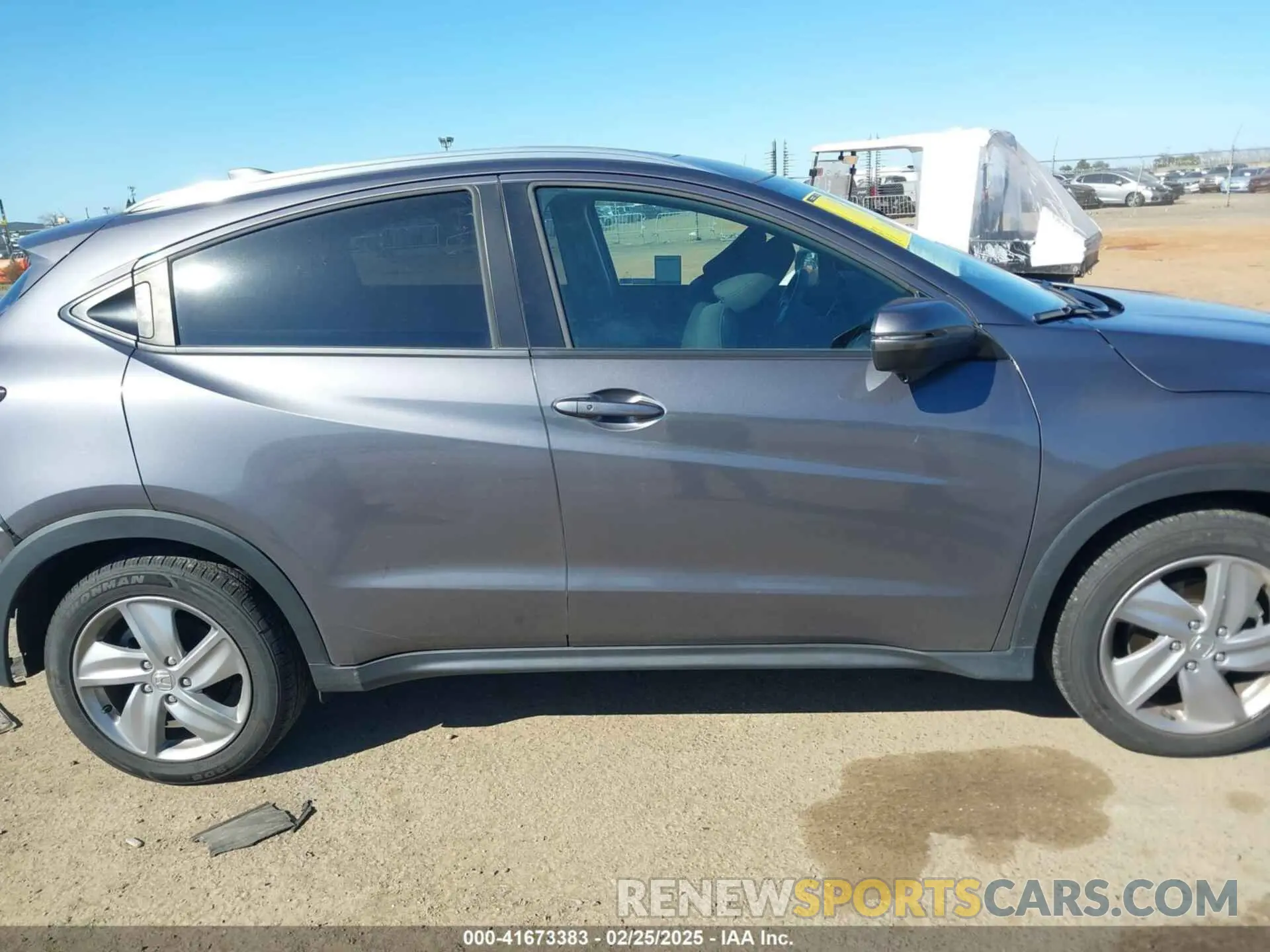 13 fotografías del automóvil dañado 3CZRU5H56KM728358 HONDA HR-V 2019