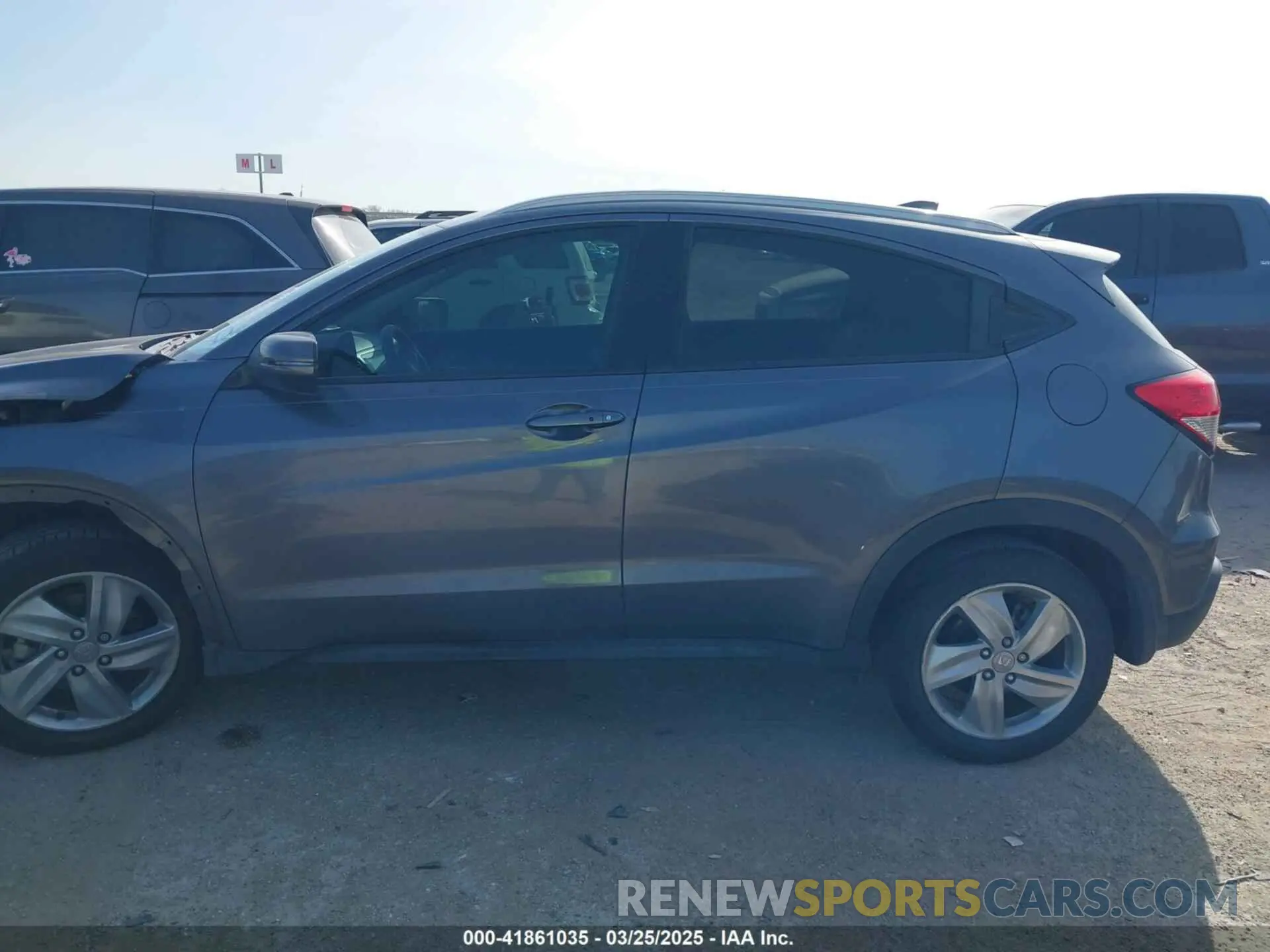 14 fotografías del automóvil dañado 3CZRU5H56KM730868 HONDA HR-V 2019