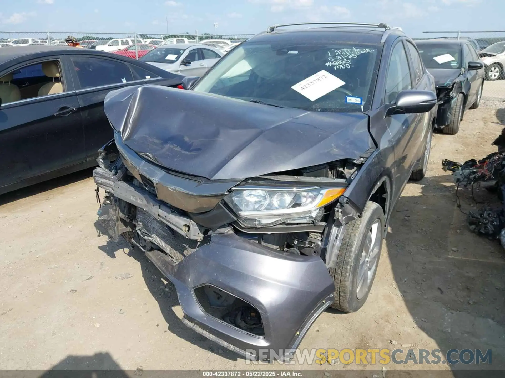 2 fotografías del automóvil dañado 3CZRU5H57KM712363 HONDA HR-V 2019