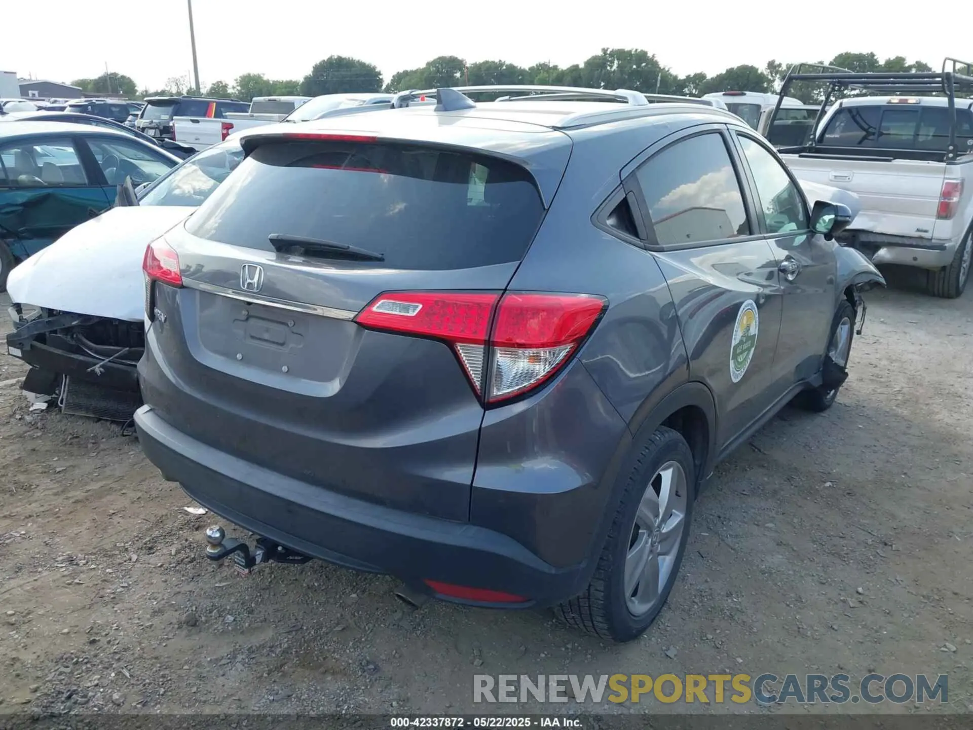 4 fotografías del automóvil dañado 3CZRU5H57KM712363 HONDA HR-V 2019