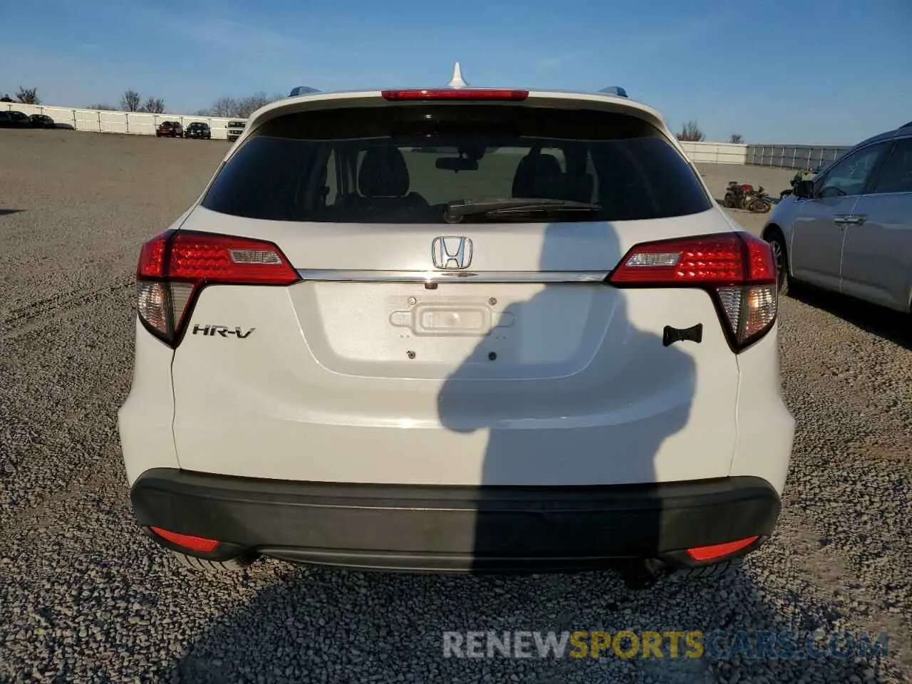 6 fotografías del automóvil dañado 3CZRU5H58KM712016 HONDA HR-V 2019
