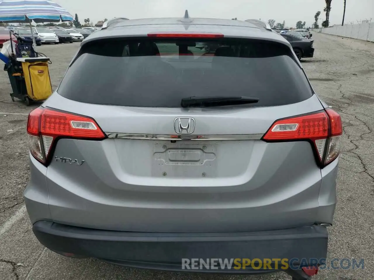 6 fotografías del automóvil dañado 3CZRU5H58KM728166 HONDA HR-V 2019