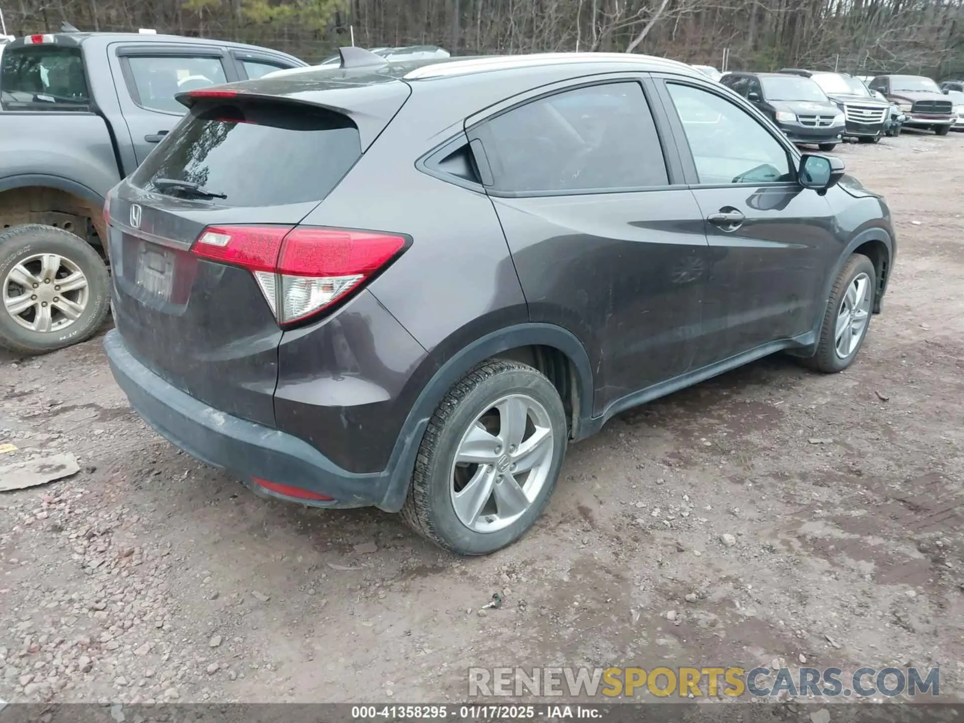 4 fotografías del automóvil dañado 3CZRU5H5XKM707982 HONDA HR-V 2019