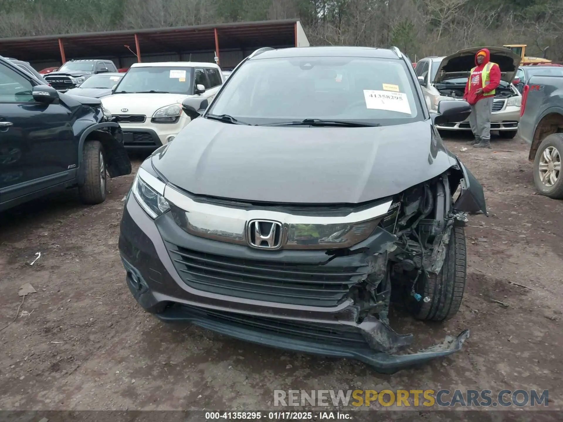 6 fotografías del automóvil dañado 3CZRU5H5XKM707982 HONDA HR-V 2019