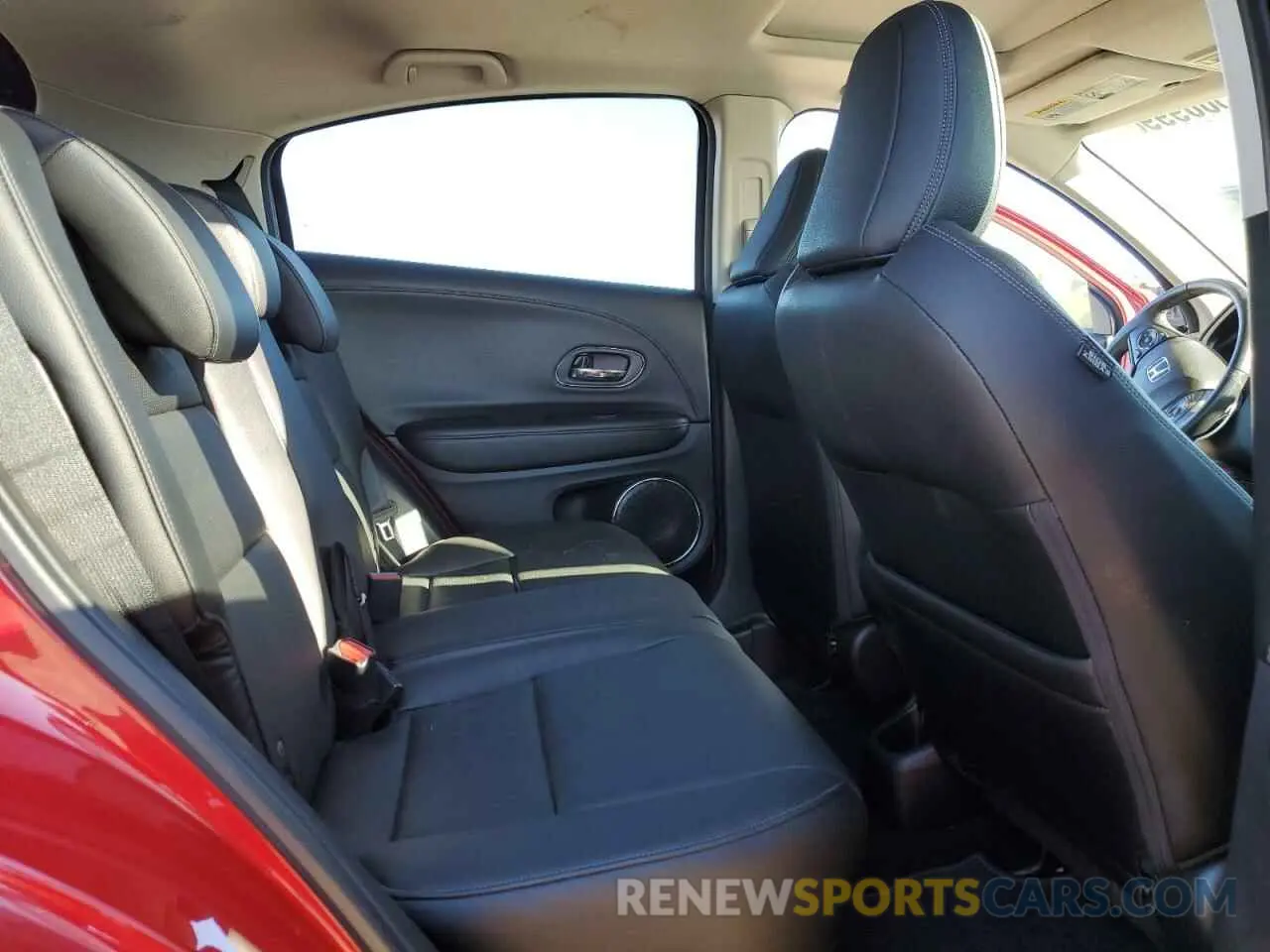 12 fotografías del automóvil dañado 3CZRU5H70KM715719 HONDA HR-V 2019