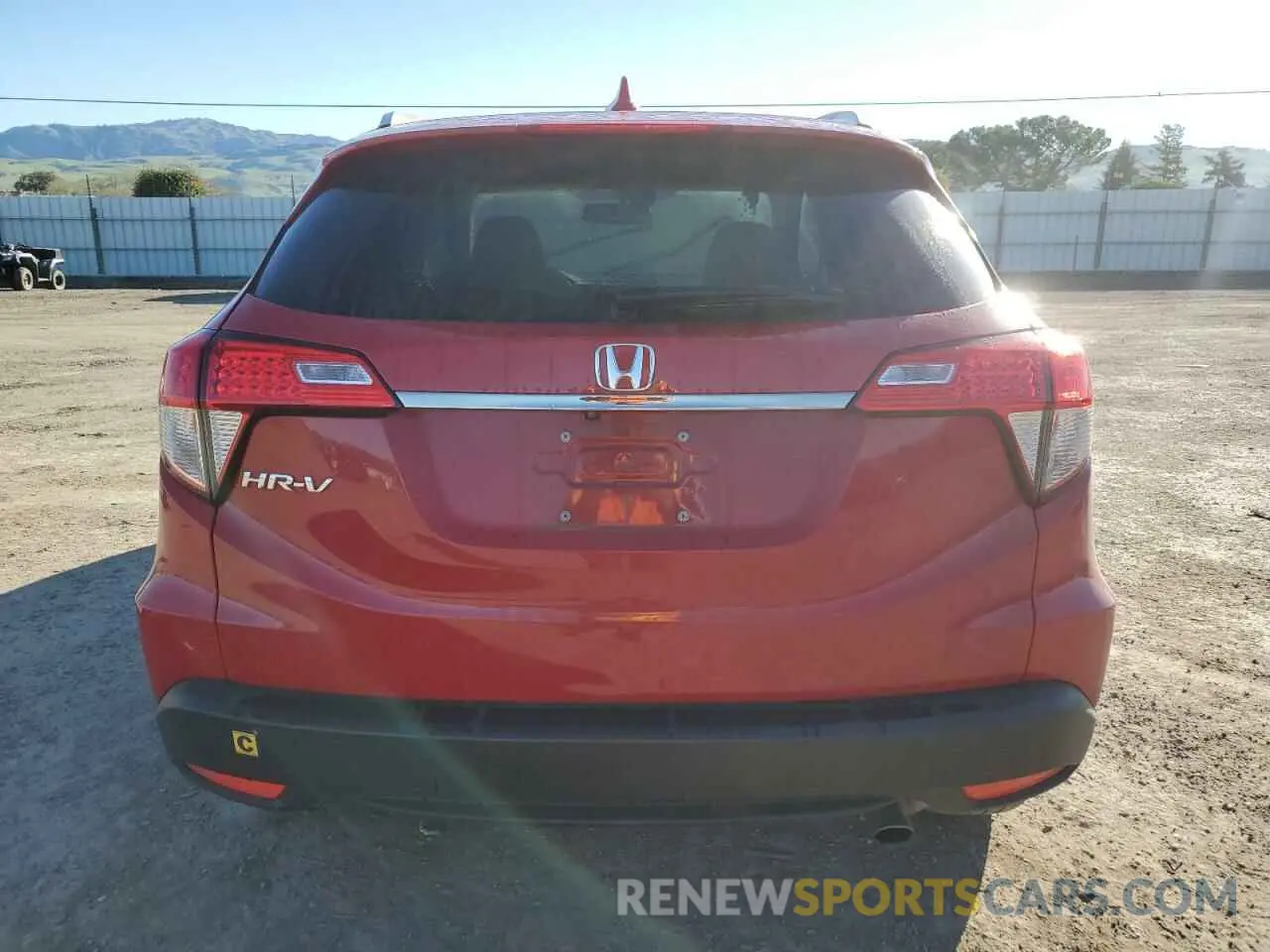 6 fotografías del automóvil dañado 3CZRU5H70KM715719 HONDA HR-V 2019
