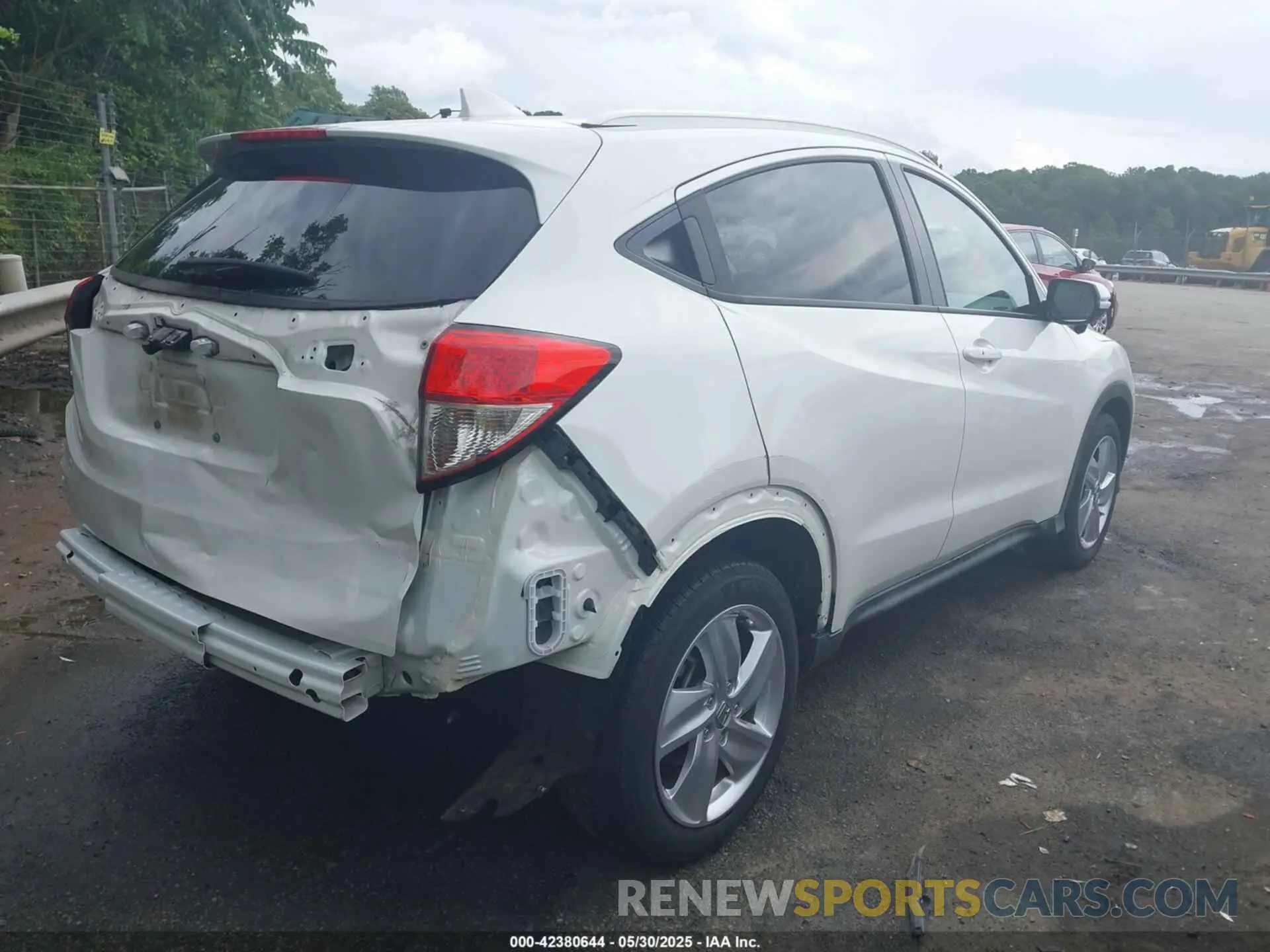 4 fotografías del automóvil dañado 3CZRU5H72KM708271 HONDA HR-V 2019