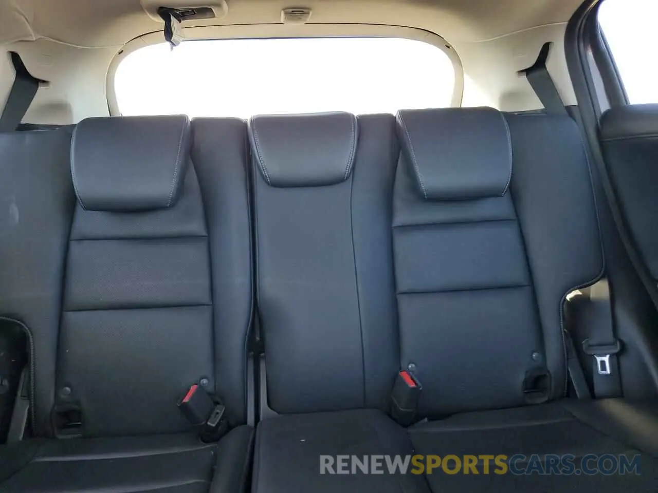 10 fotografías del automóvil dañado 3CZRU5H72KM721344 HONDA HR-V 2019
