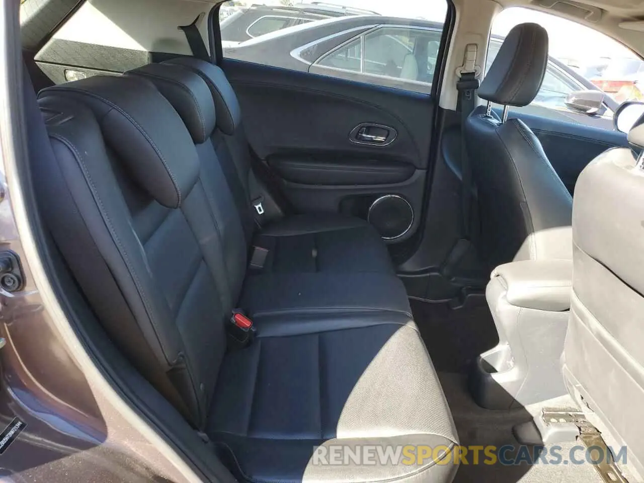 11 fotografías del automóvil dañado 3CZRU5H72KM721344 HONDA HR-V 2019