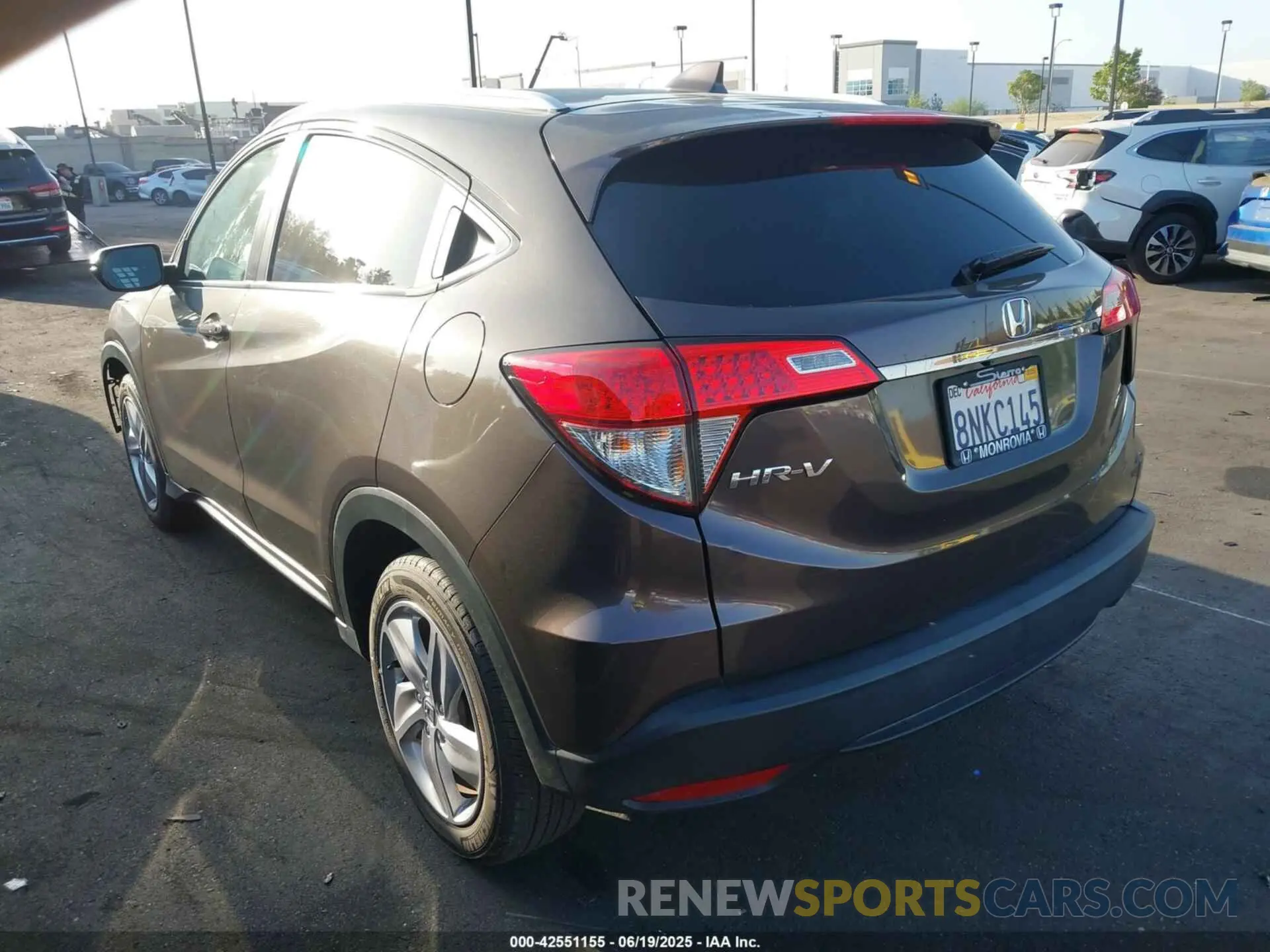 3 fotografías del automóvil dañado 3CZRU5H75KM713688 HONDA HR-V 2019
