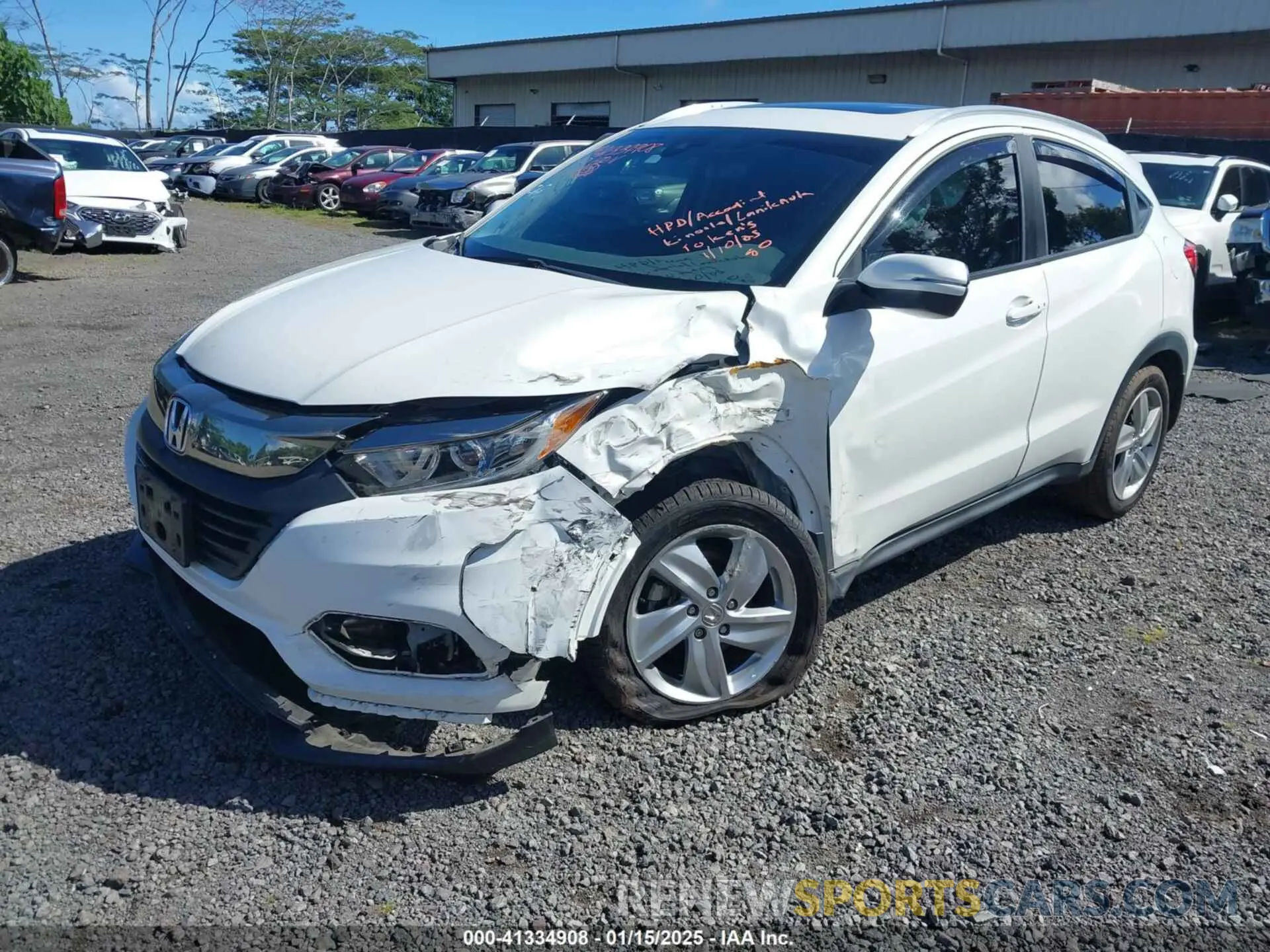 2 fotografías del automóvil dañado 3CZRU5H77KM701428 HONDA HR-V 2019