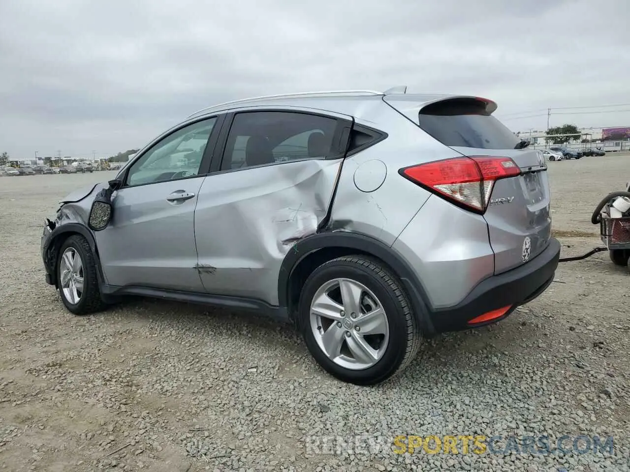 2 fotografías del automóvil dañado 3CZRU5H77KM712350 HONDA HR-V 2019