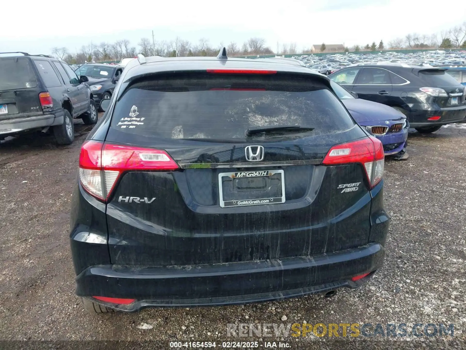16 fotografías del automóvil dañado 3CZRU6H10KG723416 HONDA HR-V 2019