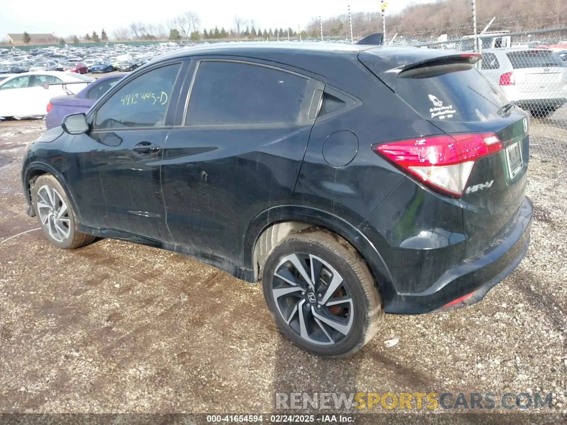 3 fotografías del automóvil dañado 3CZRU6H10KG723416 HONDA HR-V 2019