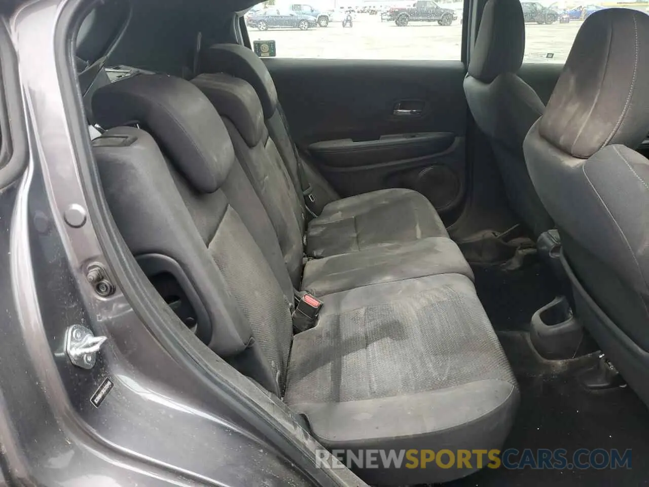 10 fotografías del automóvil dañado 3CZRU6H13KG703449 HONDA HR-V 2019
