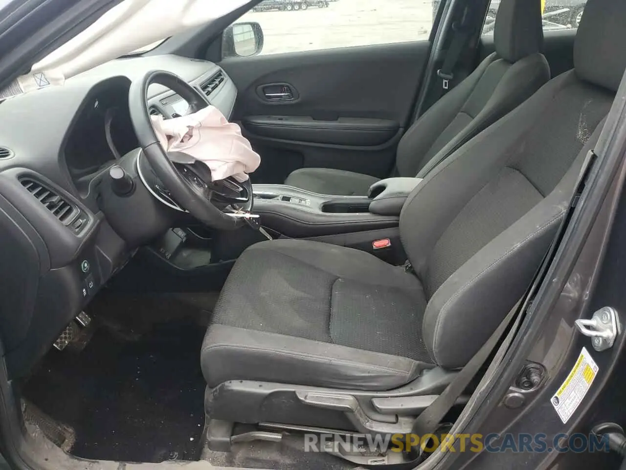 7 fotografías del automóvil dañado 3CZRU6H13KG703449 HONDA HR-V 2019