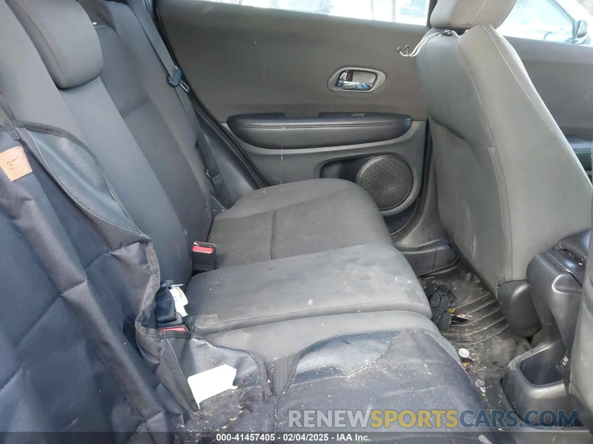 8 fotografías del automóvil dañado 3CZRU6H13KG733602 HONDA HR-V 2019