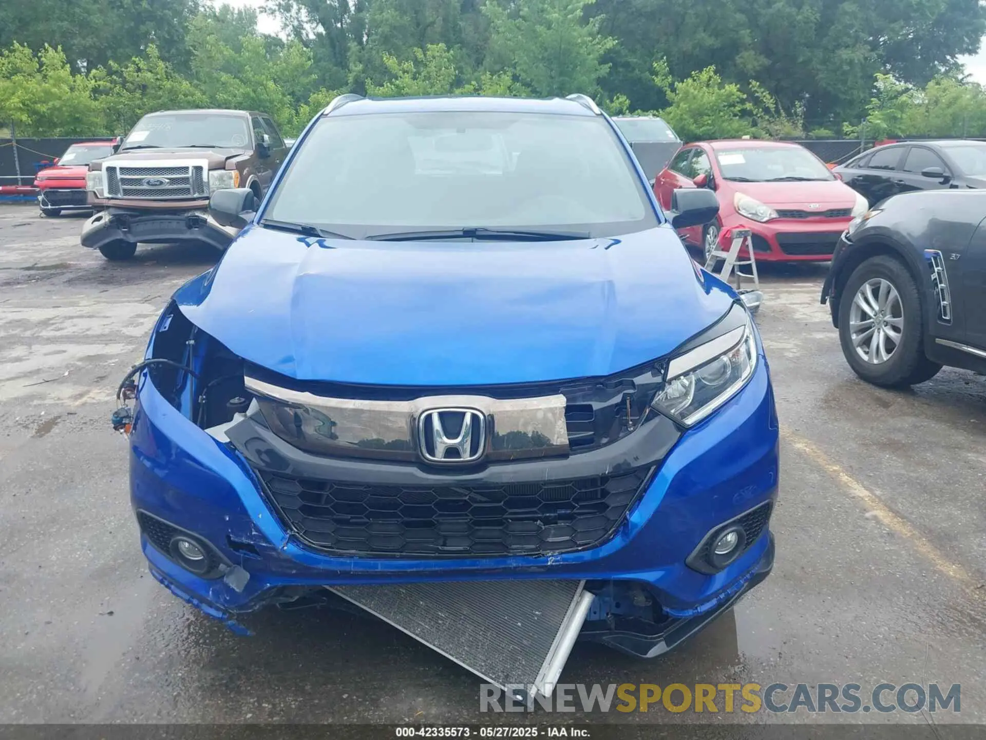 13 fotografías del automóvil dañado 3CZRU6H14KG701144 HONDA HR-V 2019