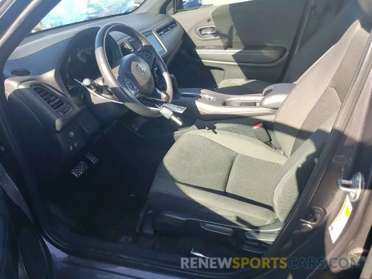 7 fotografías del automóvil dañado 3CZRU6H14KG730336 HONDA HR-V 2019