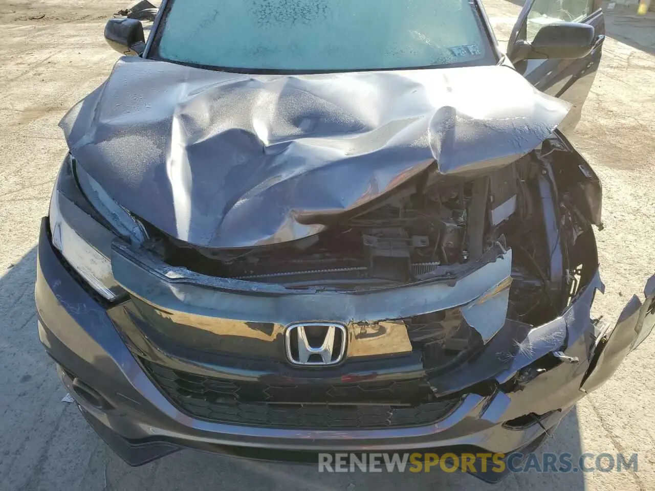 12 fotografías del automóvil dañado 3CZRU6H14KM704756 HONDA HR-V 2019
