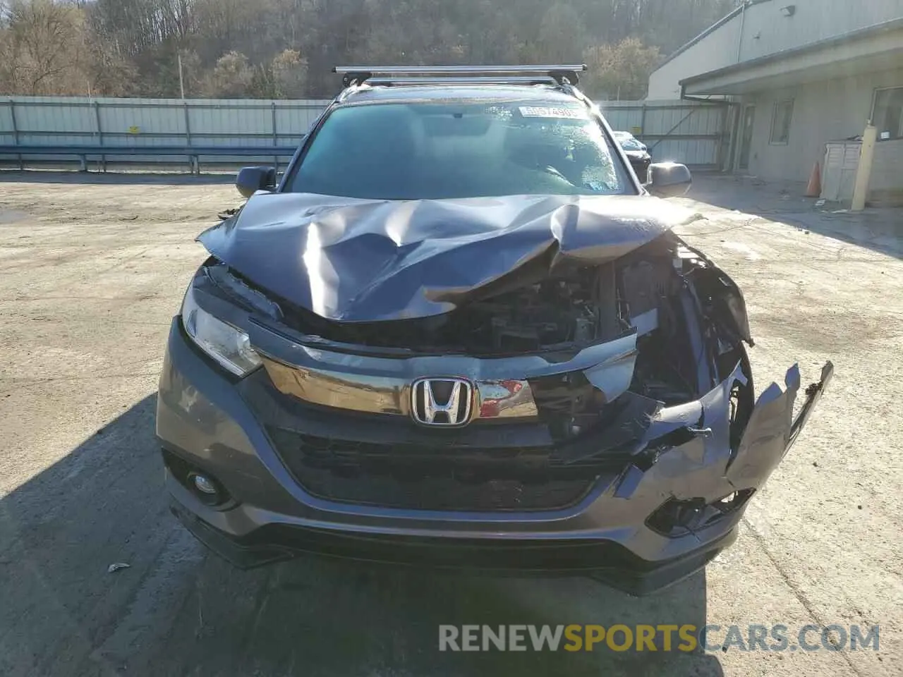 5 fotografías del automóvil dañado 3CZRU6H14KM704756 HONDA HR-V 2019