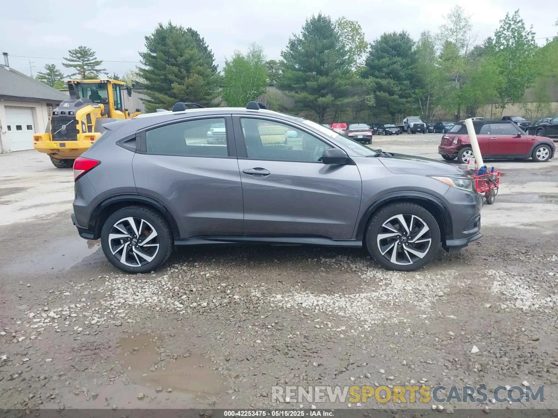 13 fotografías del automóvil dañado 3CZRU6H16KG702926 HONDA HR-V 2019